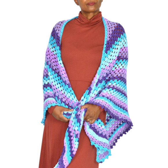 Hand Knit Crochet Shawl Blue Ombre Blanket Wrap Triangle Granny Squares One Size - Picture 13 of 16